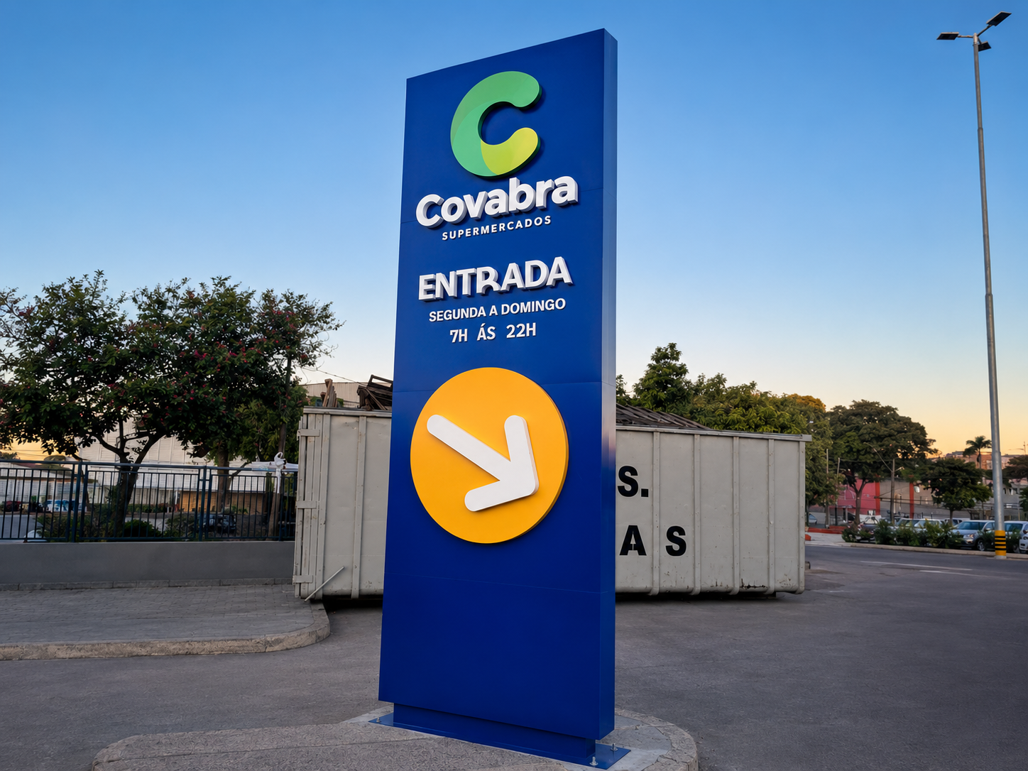 Covabra Supermercados — Totem de Entrada